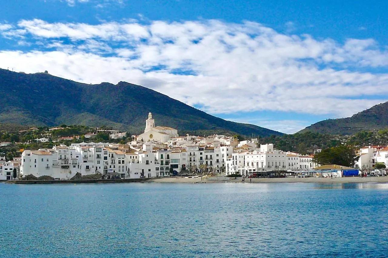 2 Beds, 2 Baths Apartment With Great Views And Pool Roses Espagne